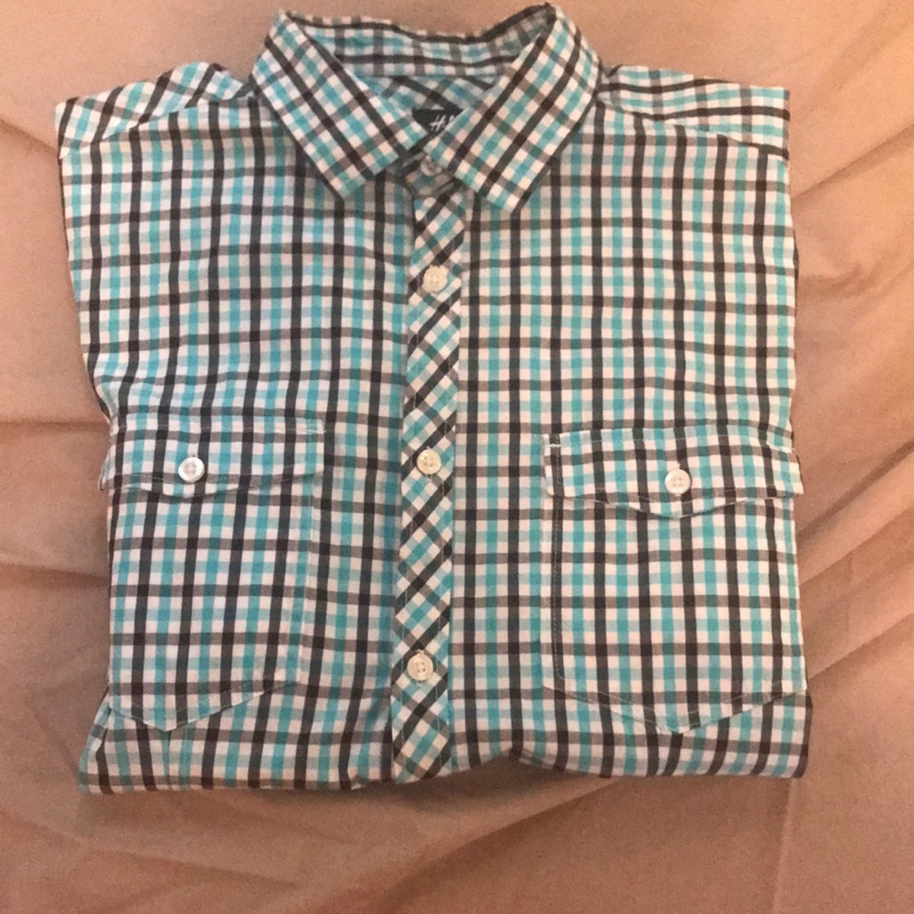 Short sleeve button down shirt